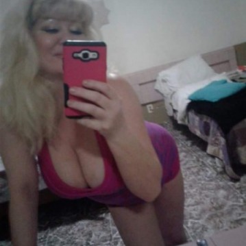 Miami Escort Dieannadoll Adult Entertainer, Adult Service Provider, Escort and Companion.