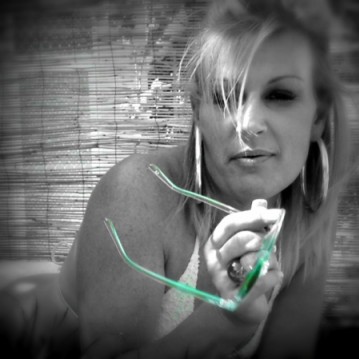 Adelaide Escort Lisa Adult Entertainer, Adult Service Provider, Escort and Companion.