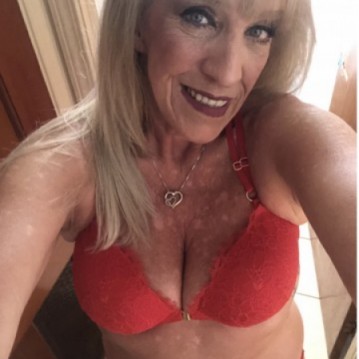 Cleveland Escort Lovelyjordan Adult Entertainer, Adult Service Provider, Escort and Companion.