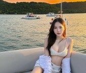 Jakarta Escort Mia Adult Entertainer in Indonesia, Female Adult Service Provider, Chinese Escort and Companion.