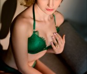 Manhattan Escort Alexandra  Kohl Adult Entertainer in United States, Female Adult Service Provider, Escort and Companion.