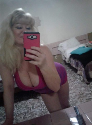 Miami Escort Dieannadoll Adult Entertainer in United States, Female Adult Service Provider, American Escort and Companion.