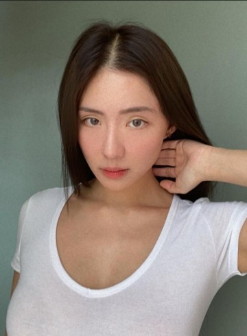 Photo of Bali Escort Arina Bali Escort Arina Adult Entertainer in Indonesia, Female Adult Service Provider, Vietnamese Escort and Companion.