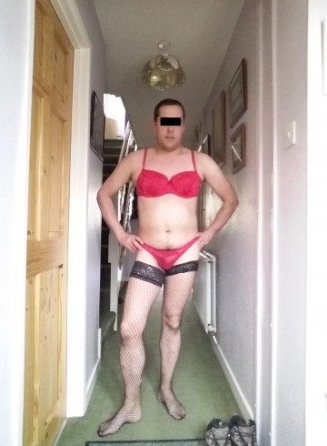 Basingstoke Escort Angel461 Adult Entertainer in United Kingdom, Male Adult Service Provider, British Escort and Companion.