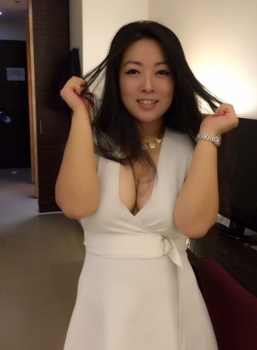 Al Manamah Escort kingalice Adult Entertainer in Bahrain, Female Adult Service Provider, Chinese Escort and Companion.